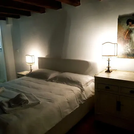 Like A Miracle ונציה