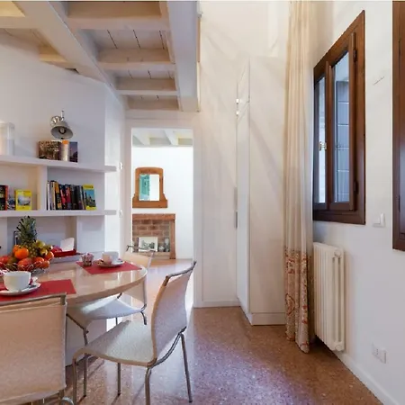 Like A Miracle 베니스